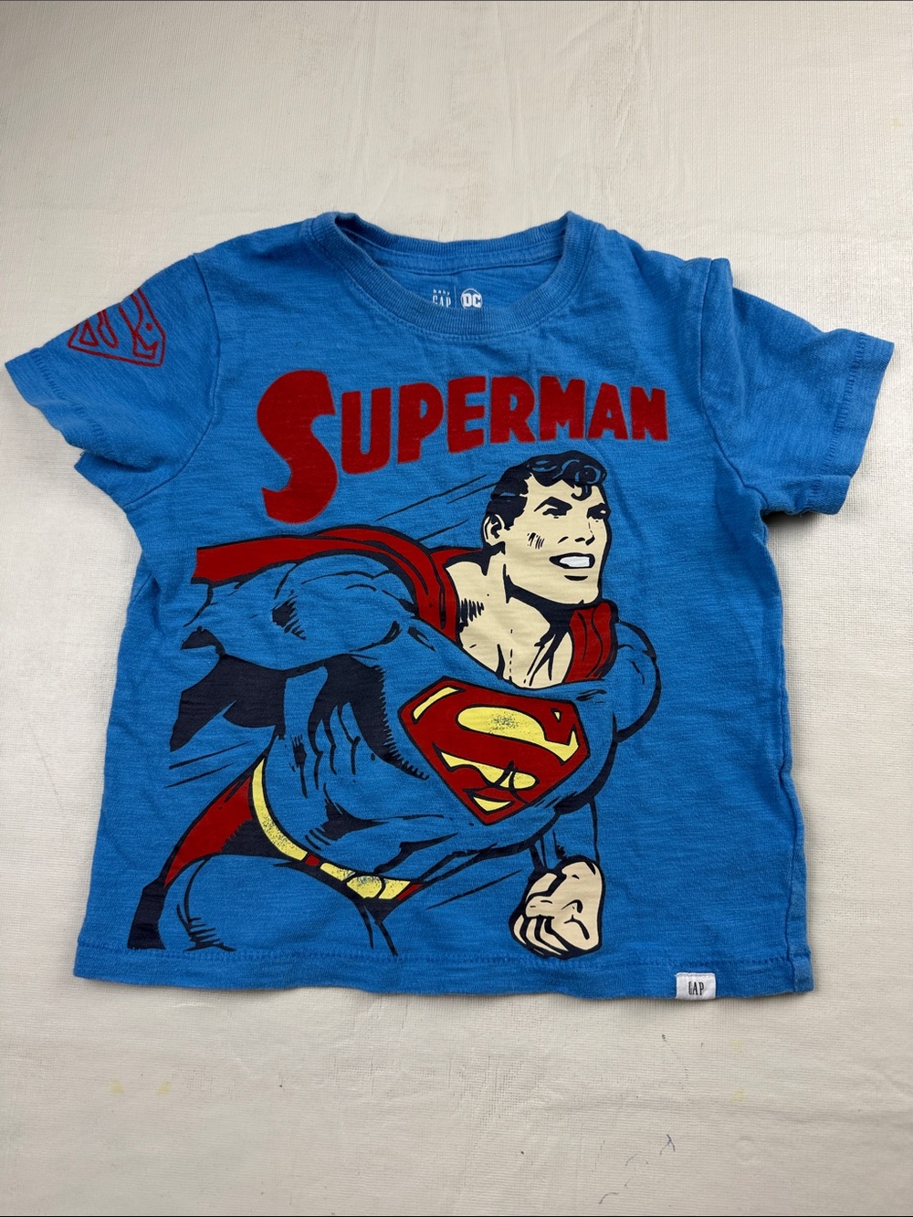 Baby GAP DC Superman Tee Light Blue Red Logo on Sleeve Size 3T